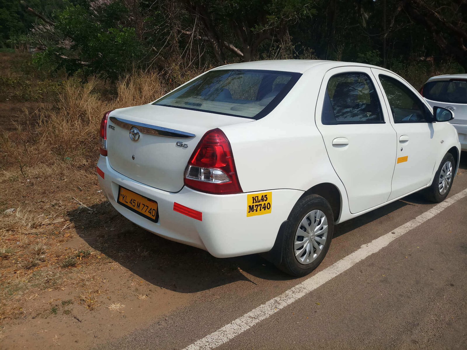 online cab booking in vadanappally, trprayar